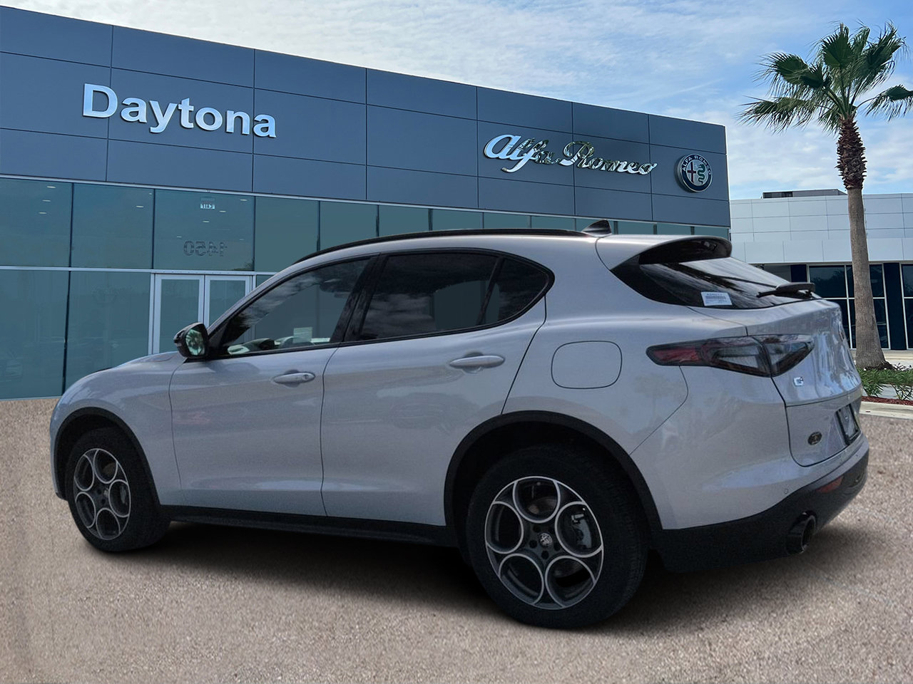 New 2026 Alfa Romeo Stelvio Sprint w/ Convenience Package AWD/4WD image 5