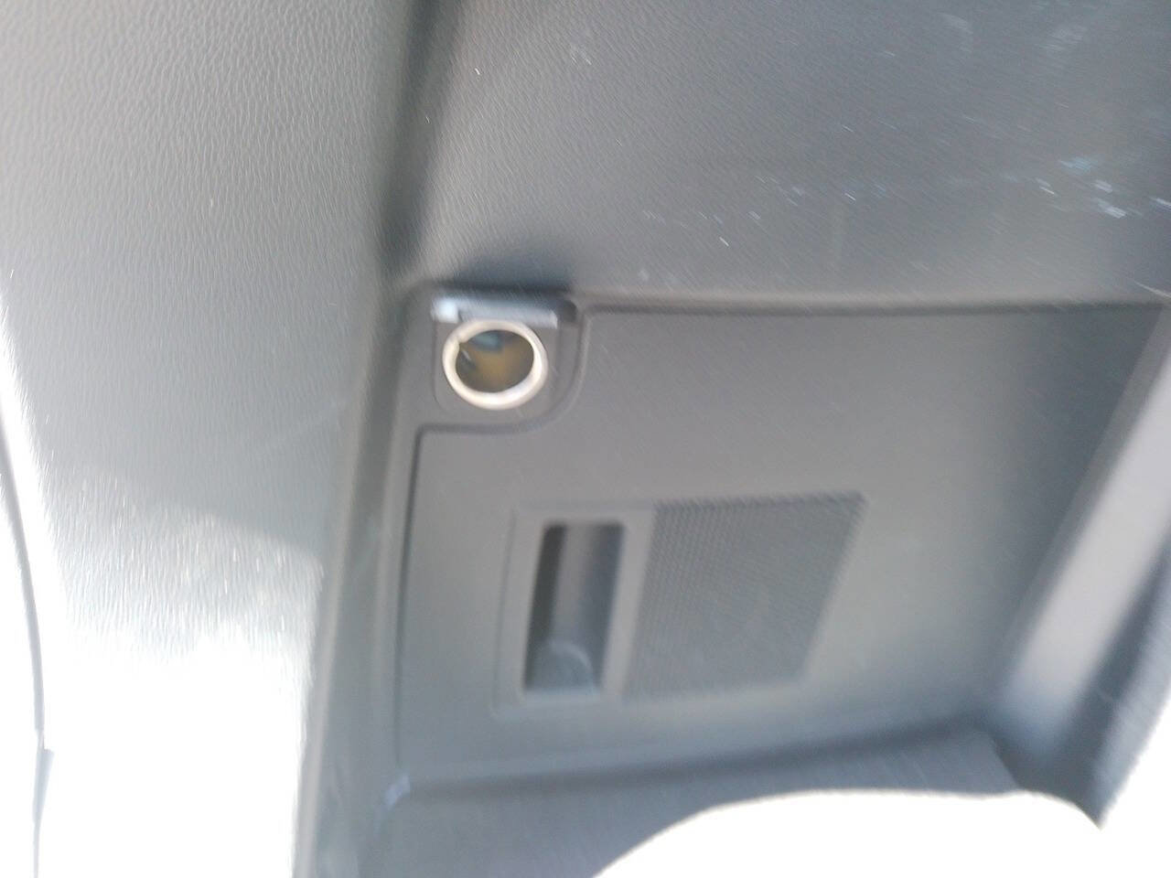 Used 2012 MAZDA MAZDA5 Sport FWD image 23