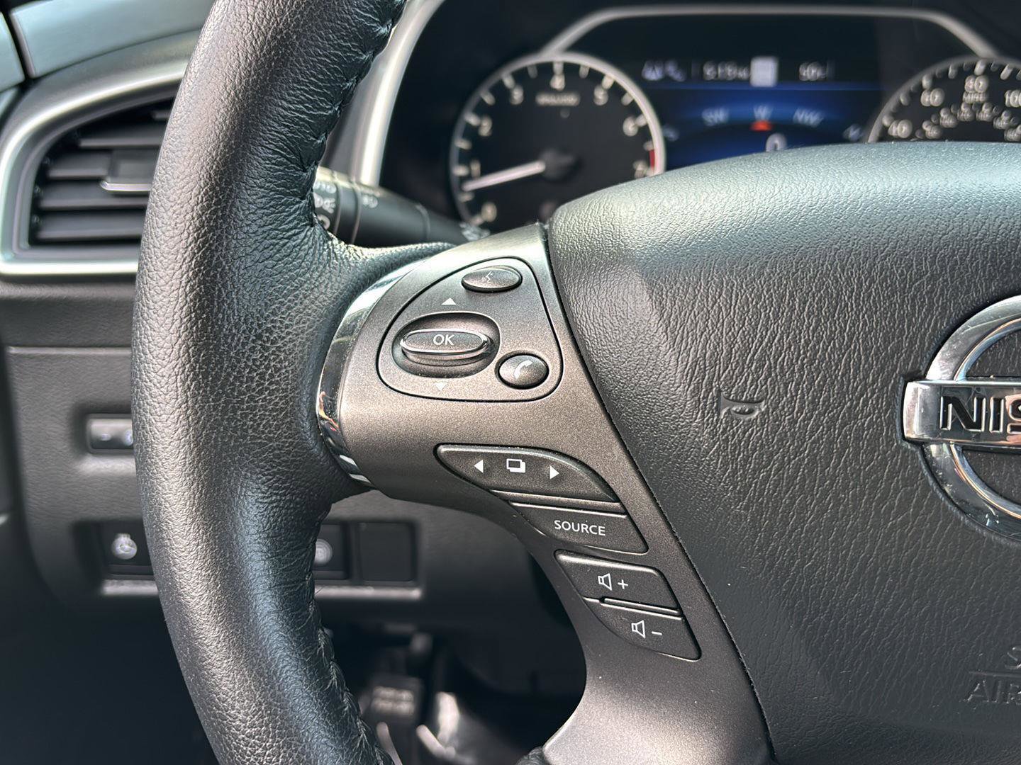 Used 2021 Nissan Murano SL w/ SL Moonroof Package image 31