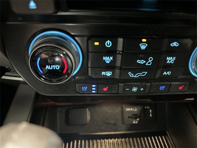 Used 2015 Ford F150 King Ranch w/ Equipment Group 601A Luxury image 33