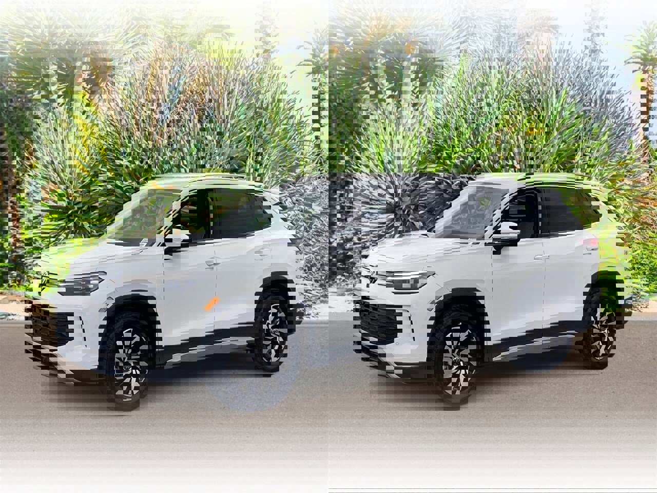 New 2025 Volkswagen Tiguan S image 1