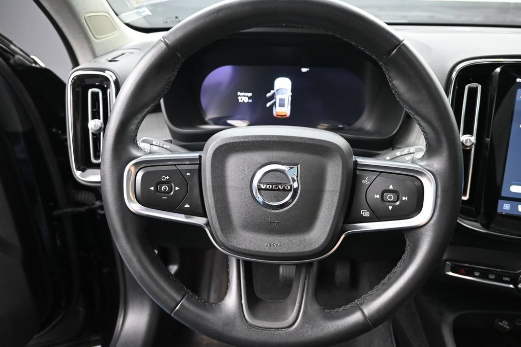 Used 2024 Volvo XC40 B5 Ultimate w/ Protection Package Premier AWD/4WD image 10