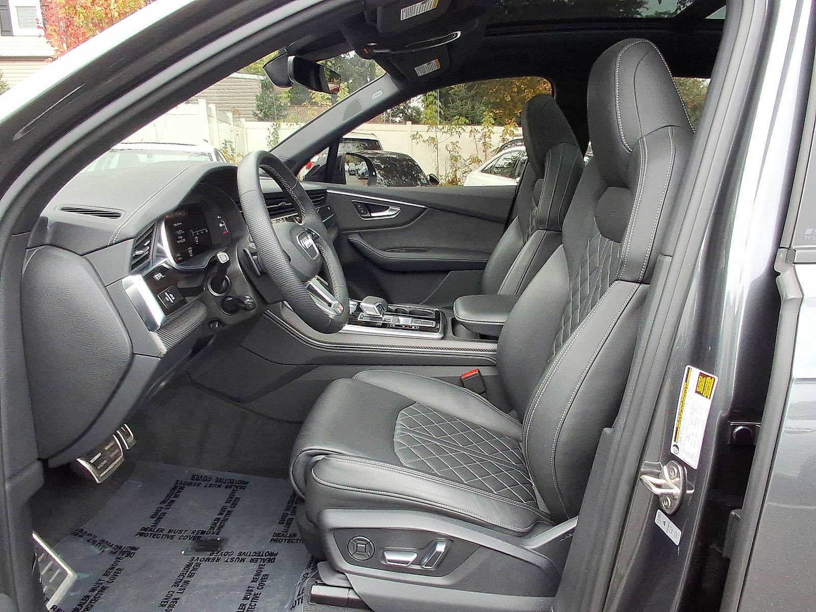 Used 2025 Audi SQ7 Premium Plus AWD/4WD image 17