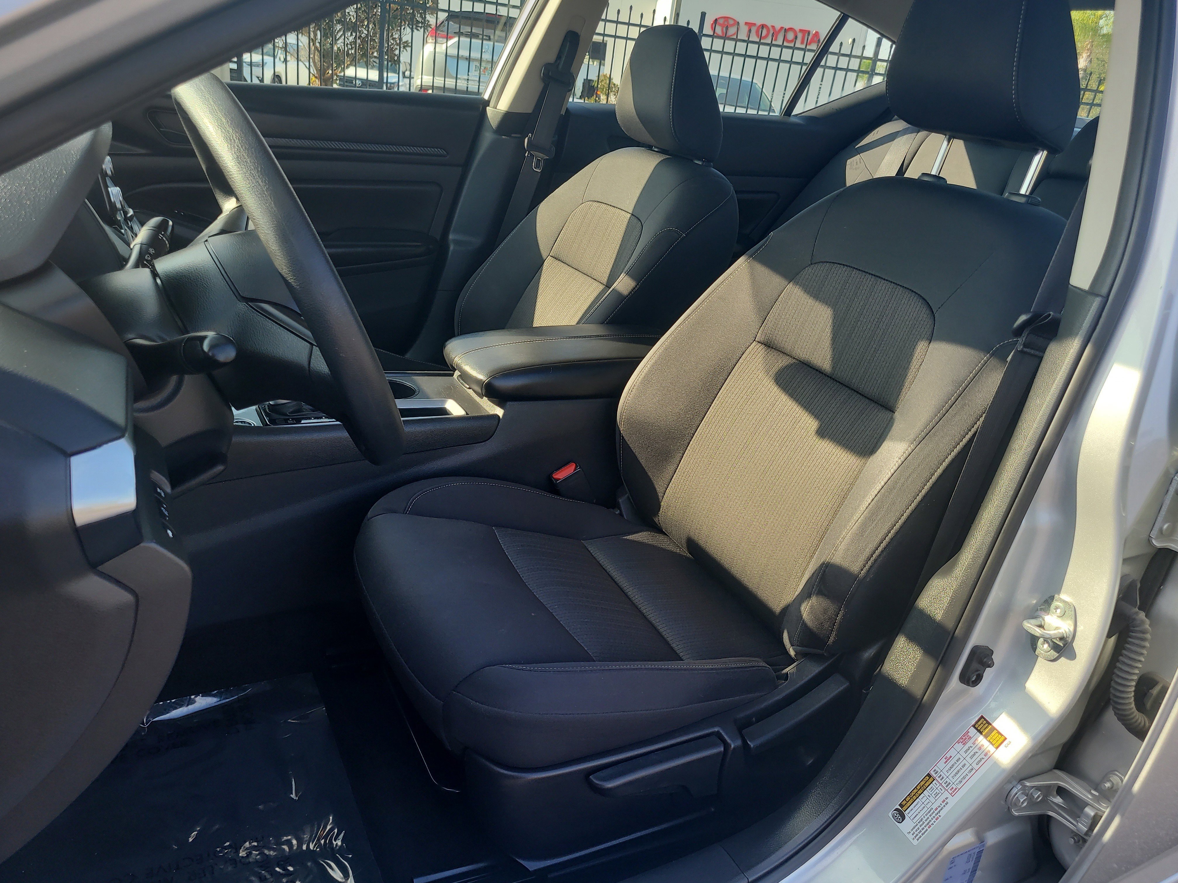 Used 2024 Nissan Altima 2.5 S image 18