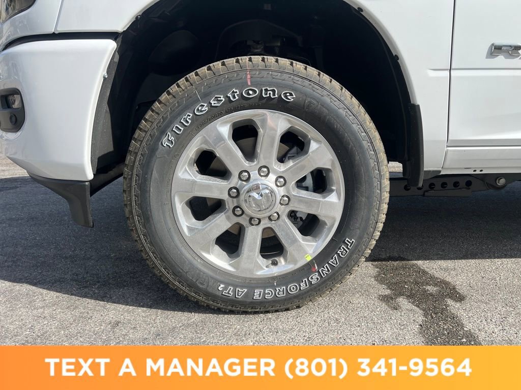 New 2026 RAM 3500 Laramie AWD/4WD image 25