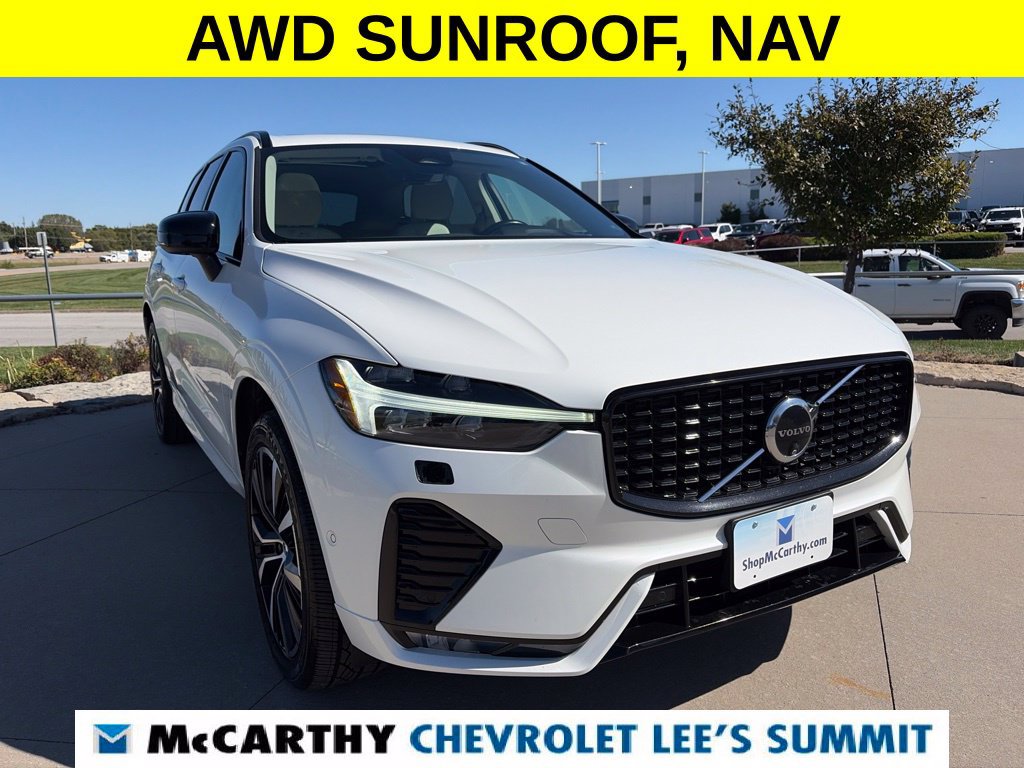 Used 2024 Volvo XC60 B5 Plus AWD/4WD image 2
