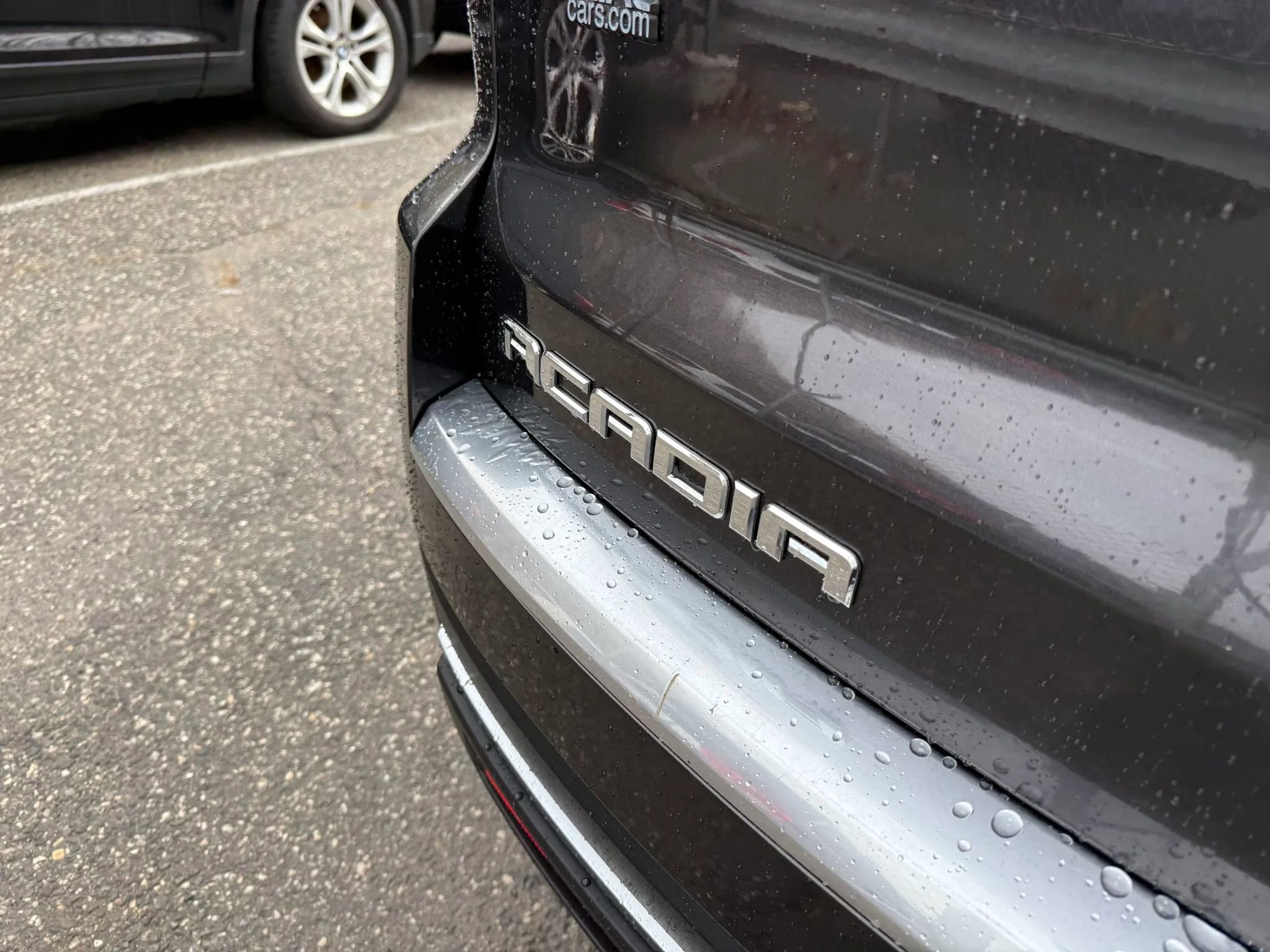 Used 2014 GMC Acadia SLE image 9