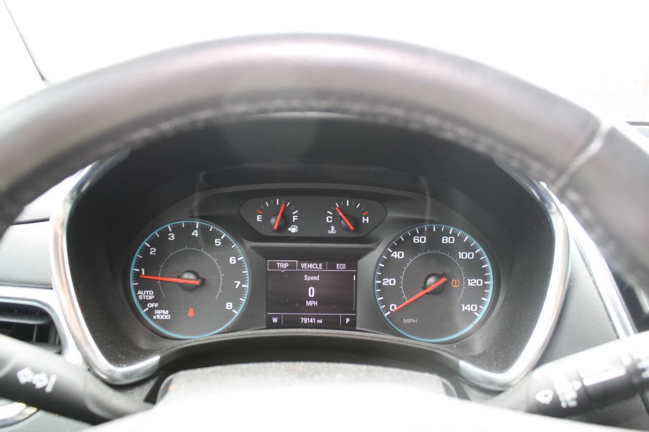 Used 2018 Chevrolet Equinox LT FWD image 8