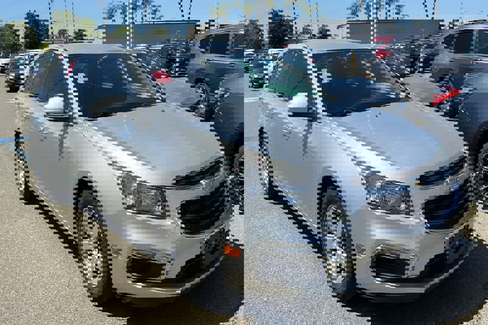 Used 2016 Chevrolet Cruze LT FWD image 3