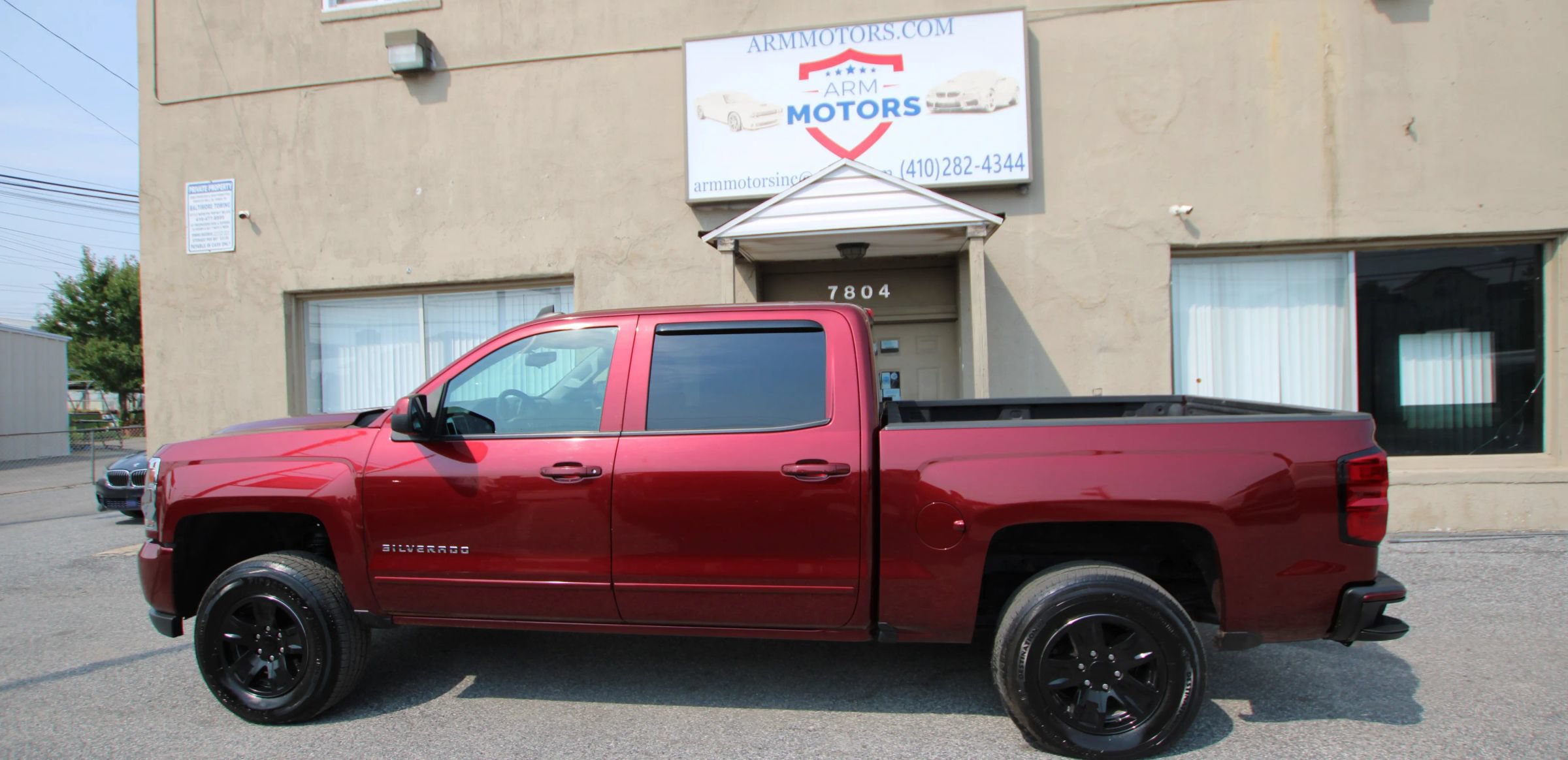Used 2017 Chevrolet Silverado 1500 LT w/ All Star Edition AWD/4WD image 5
