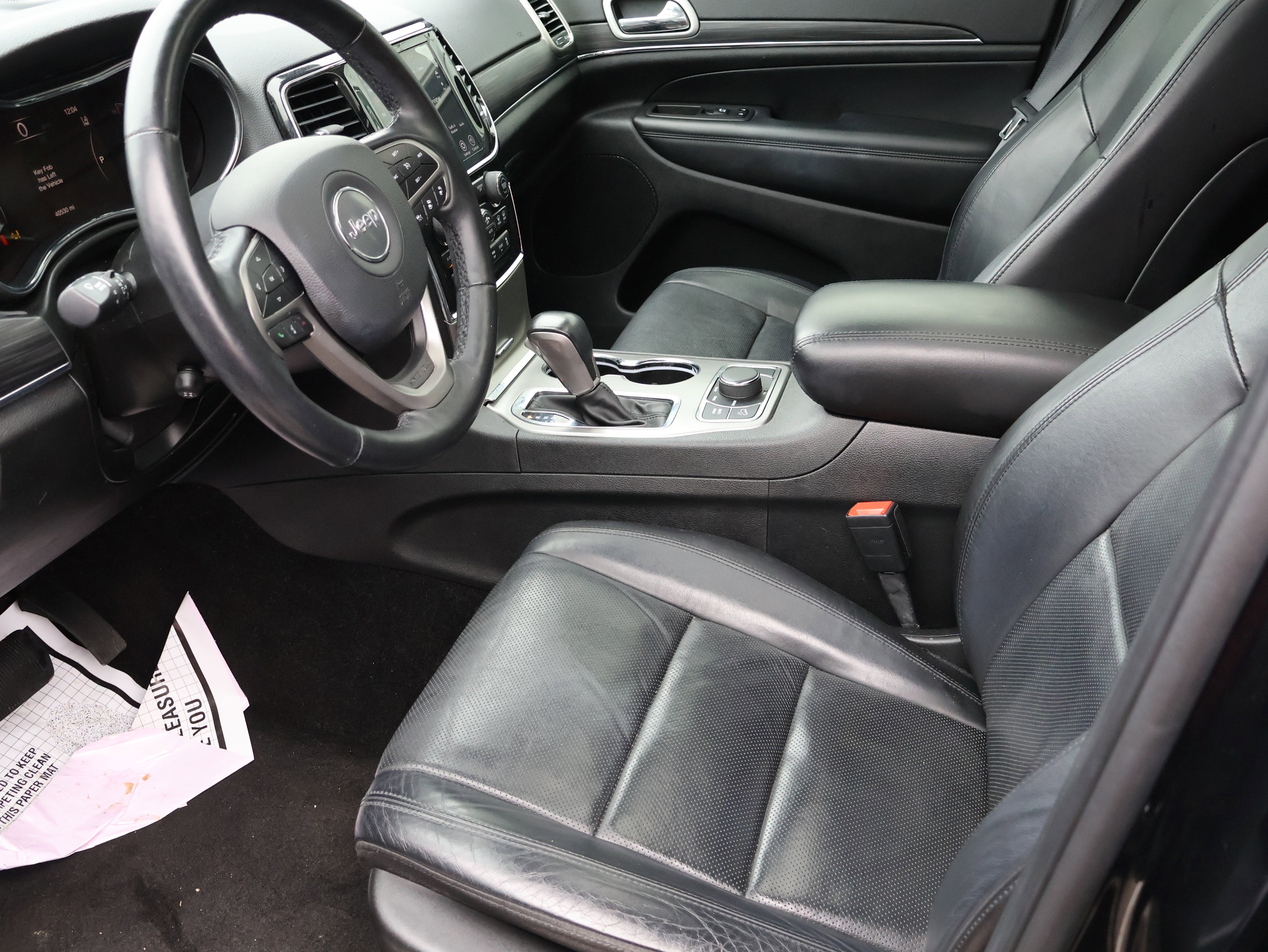 Used 2021 Jeep Grand Cherokee Limited w/ Luxury Group II image 39