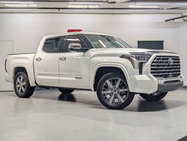 Used 2023 Toyota Tundra Capstone AWD/4WD image 2