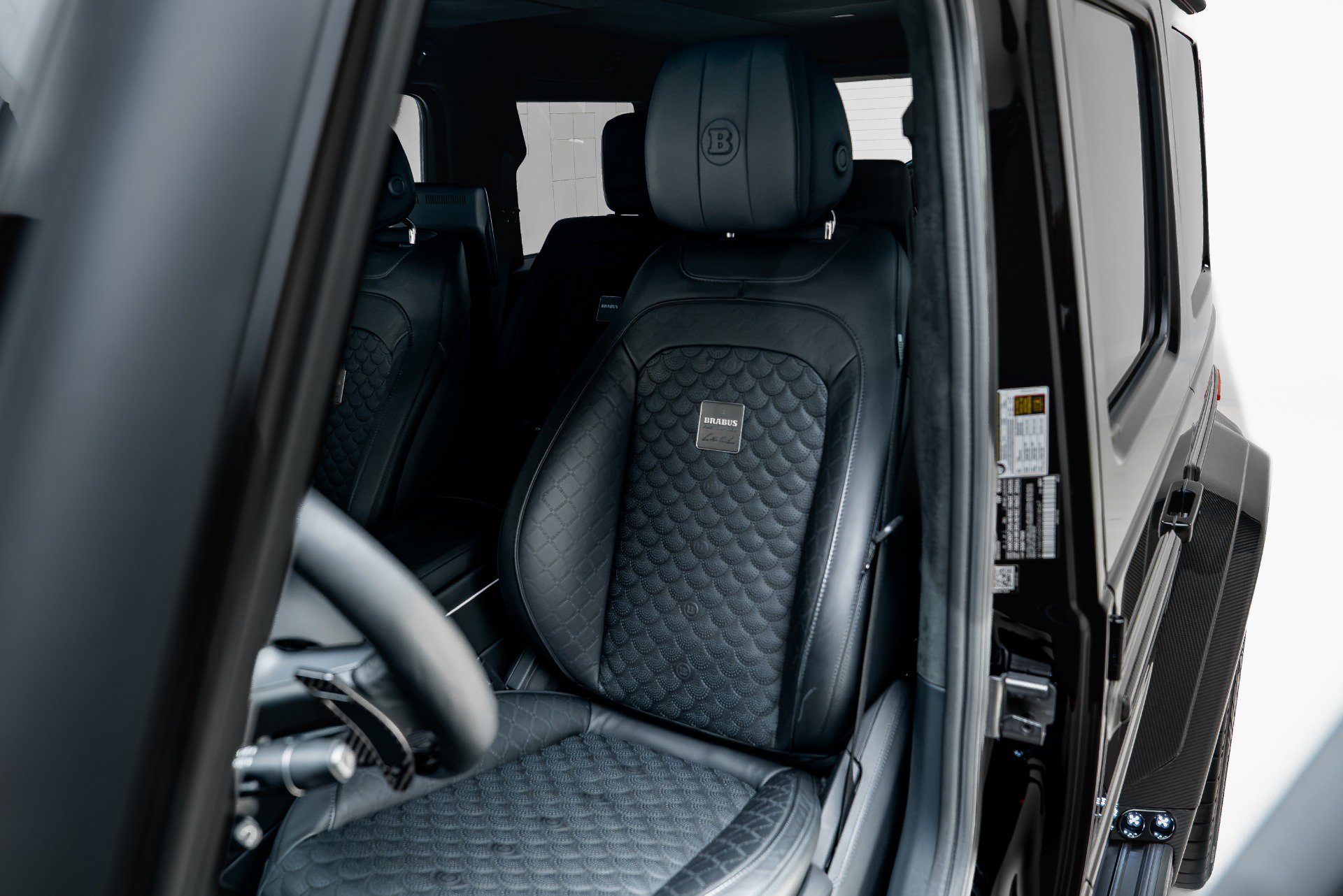 Used 2025 Mercedes-Benz G 63 AMG 4MATIC image 39