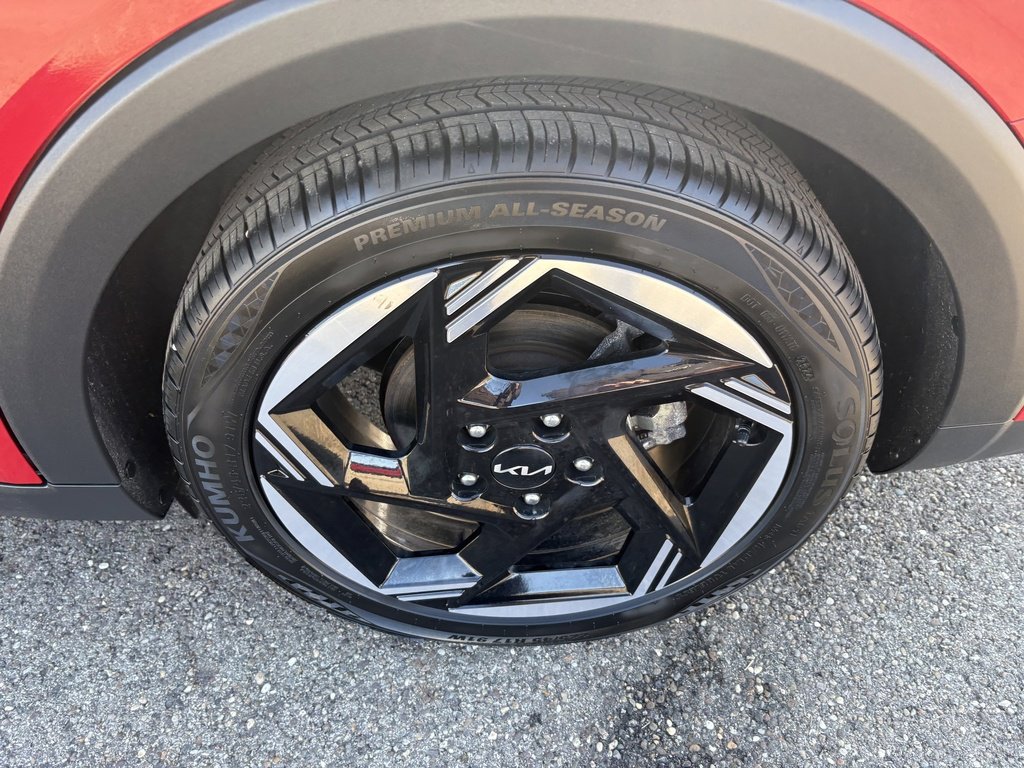 Used 2025 Kia K4 EX image 10