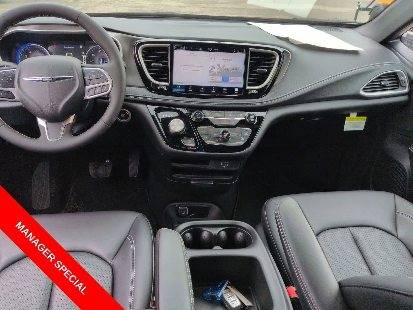 New 2026 Chrysler Pacifica Select FWD image 13