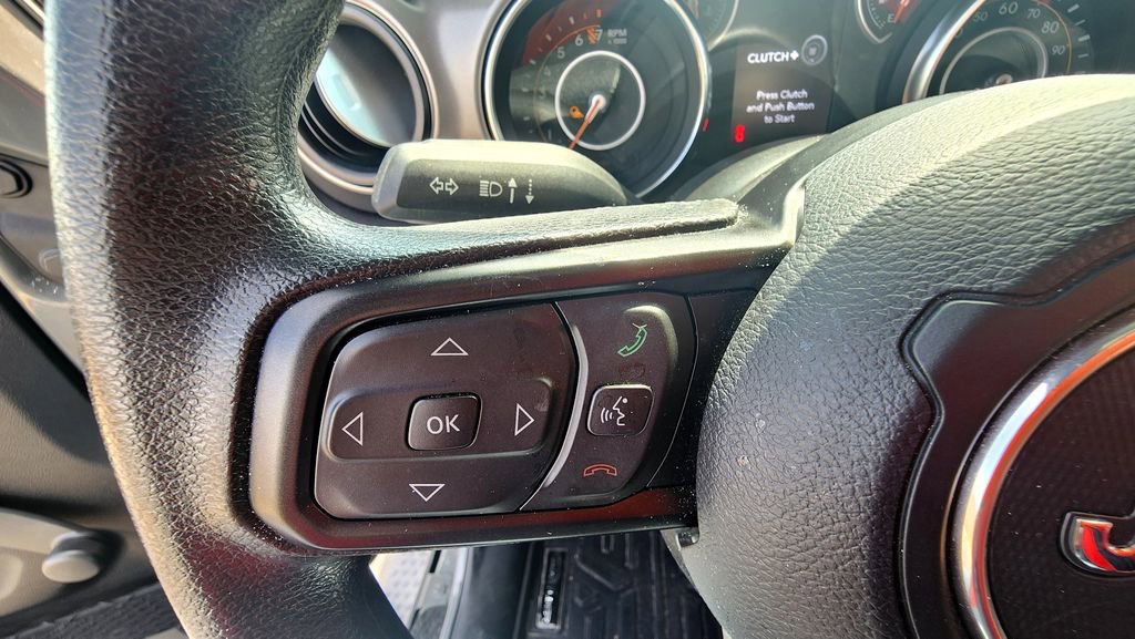 Used 2022 Jeep Gladiator Sport image 16