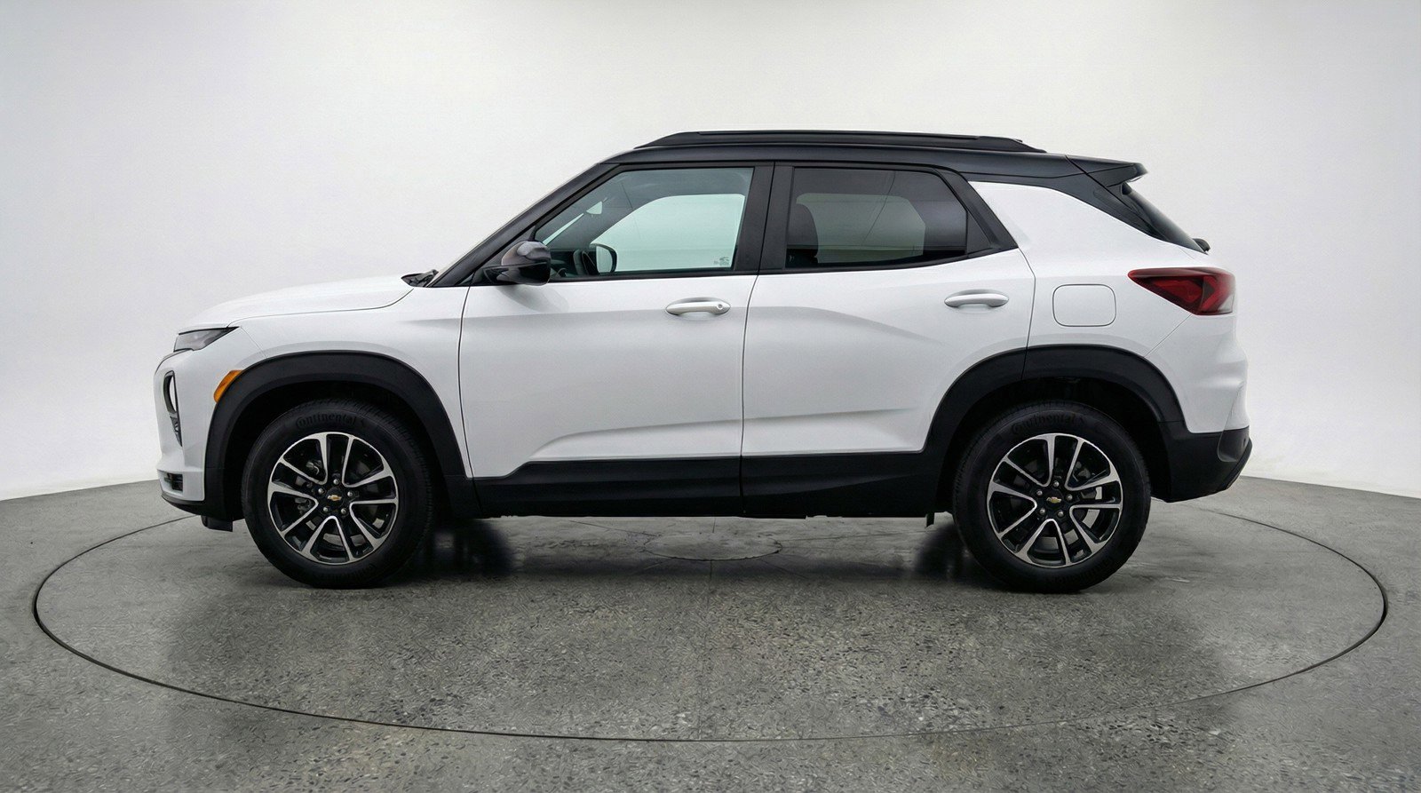 Used 2025 Chevrolet TrailBlazer LT FWD image 5