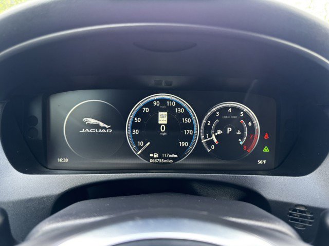 Used 2017 Jaguar F-PACE S image 27