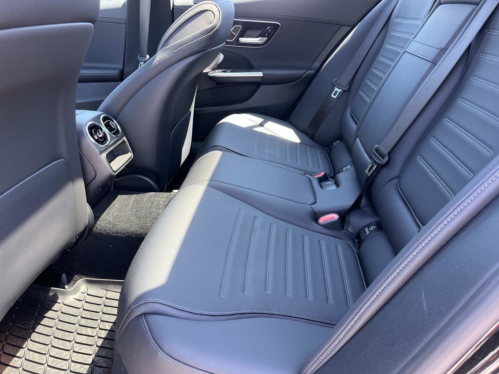 Certified 2024 Mercedes-Benz C 300 4MATIC Sedan image 15