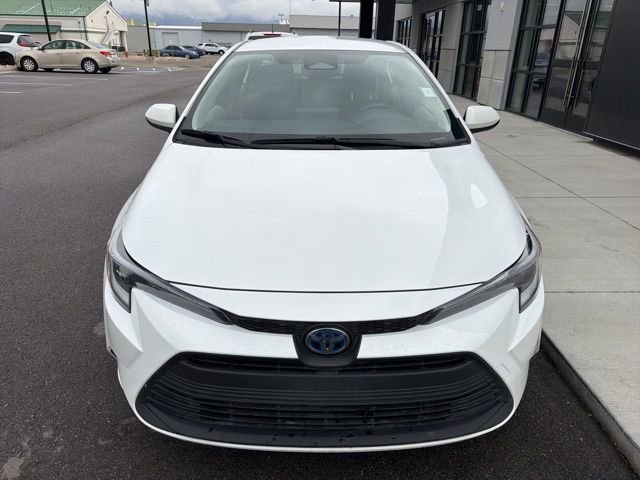 Used 2024 Toyota Corolla LE image 2