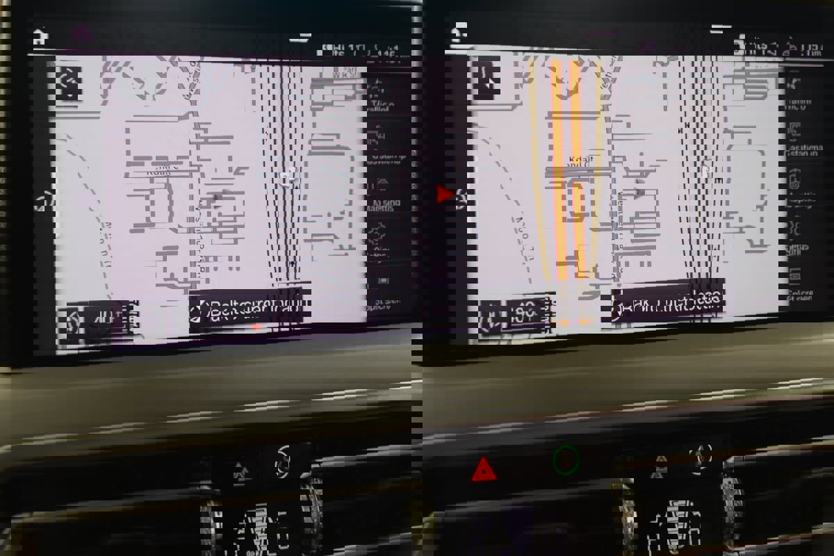 Used 2024 BMW X3 M40i image 9