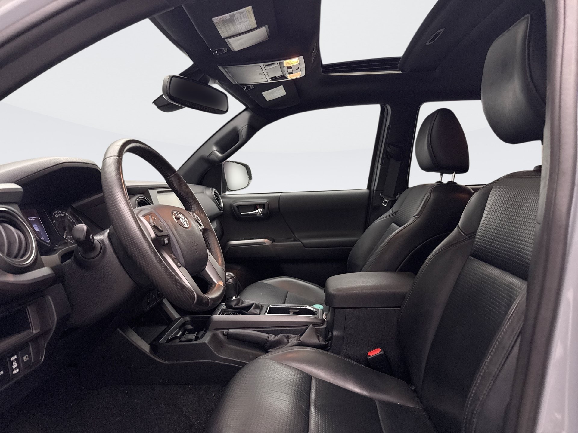 Used 2019 Toyota Tacoma TRD Sport AWD/4WD image 9