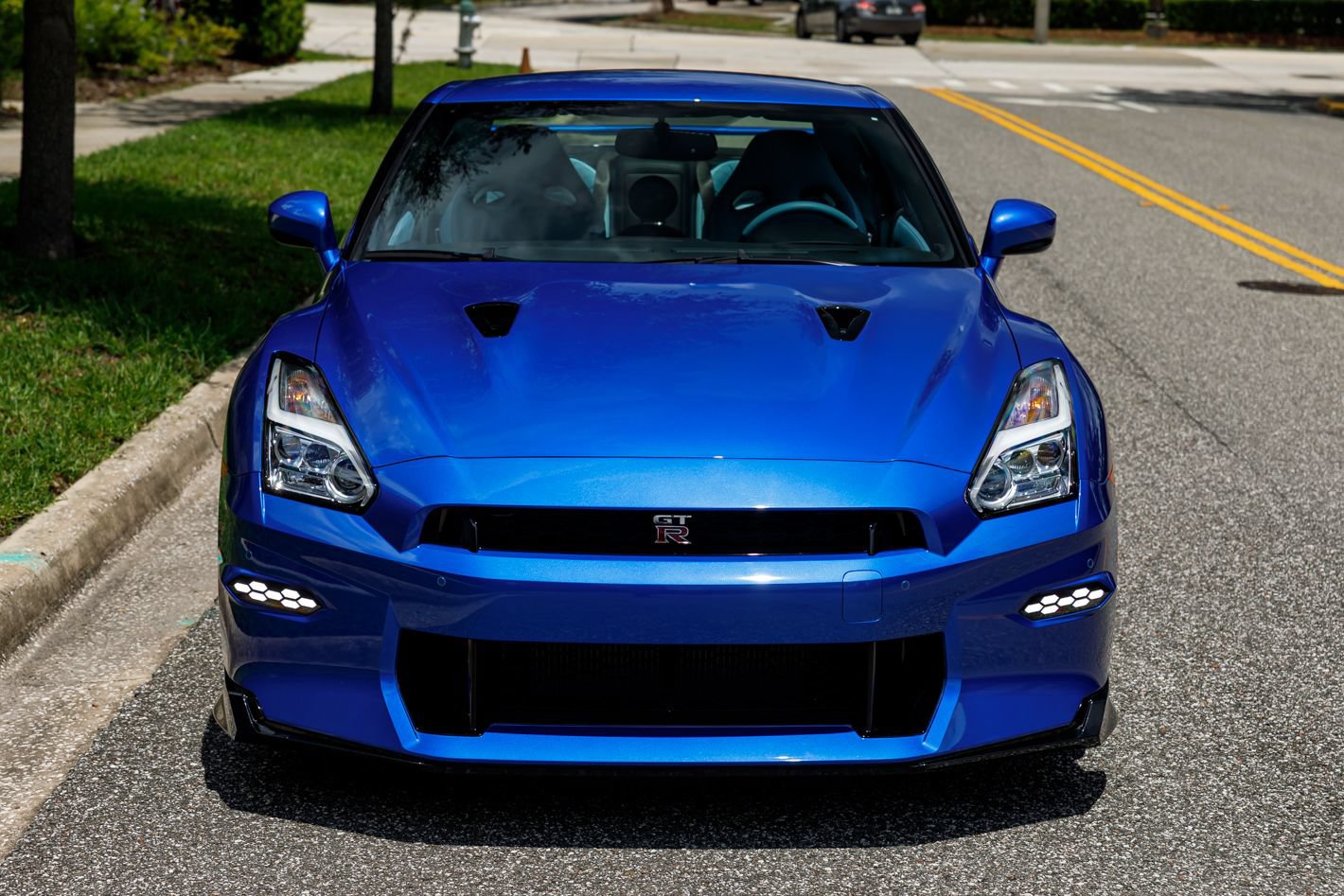 Used 2024 Nissan GT-R AWD/4WD image 21
