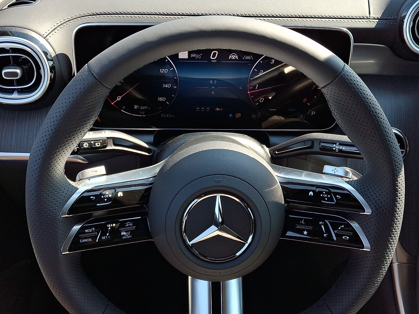 New 2026 Mercedes-Benz GLC 300 4MATIC image 14