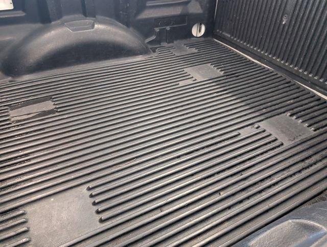 Used 2019 Ford F150 XLT image 9