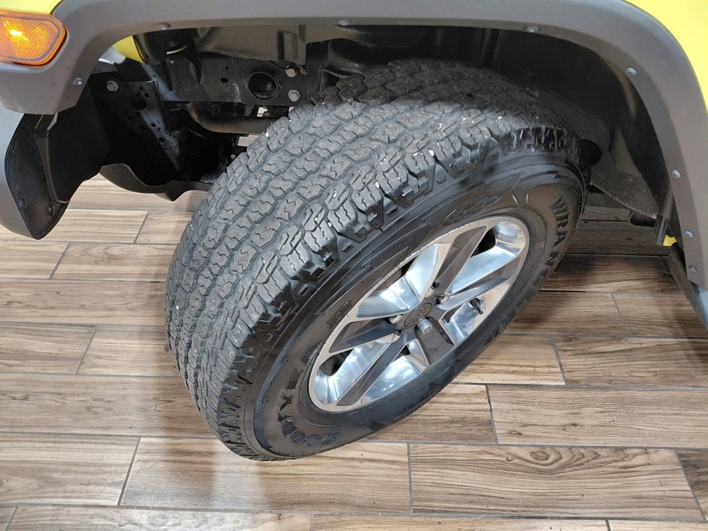 Used 2023 Jeep Wrangler Sahara w/ Cold Weather Group image 33