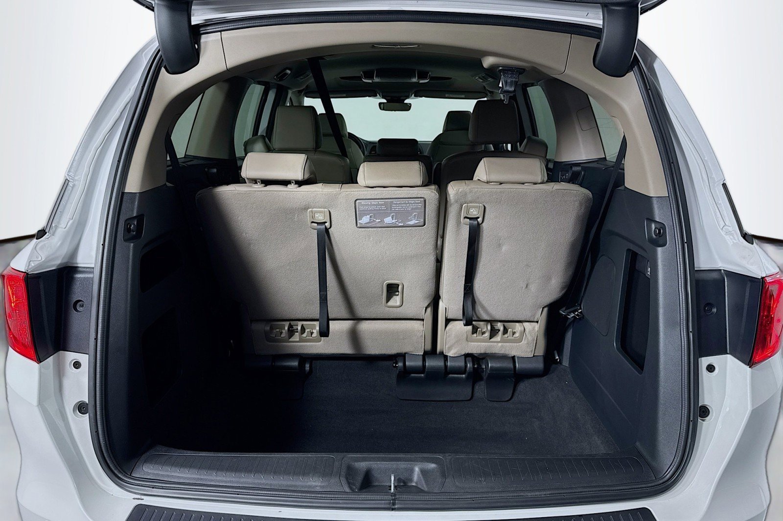 Used 2024 Honda Odyssey Touring image 24