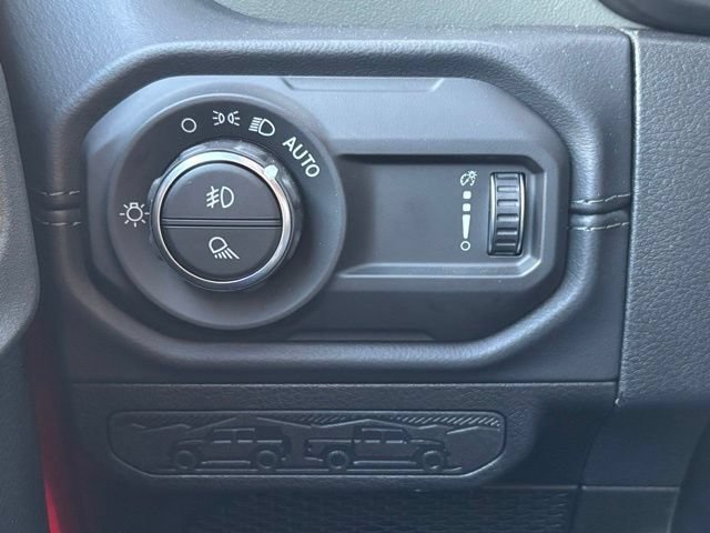 New 2026 Jeep Gladiator Mojave w/ Technology Group AWD/4WD image 40
