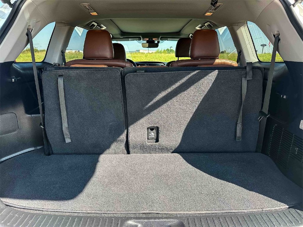 Used 2018 Toyota Highlander Limited Platinum image 21
