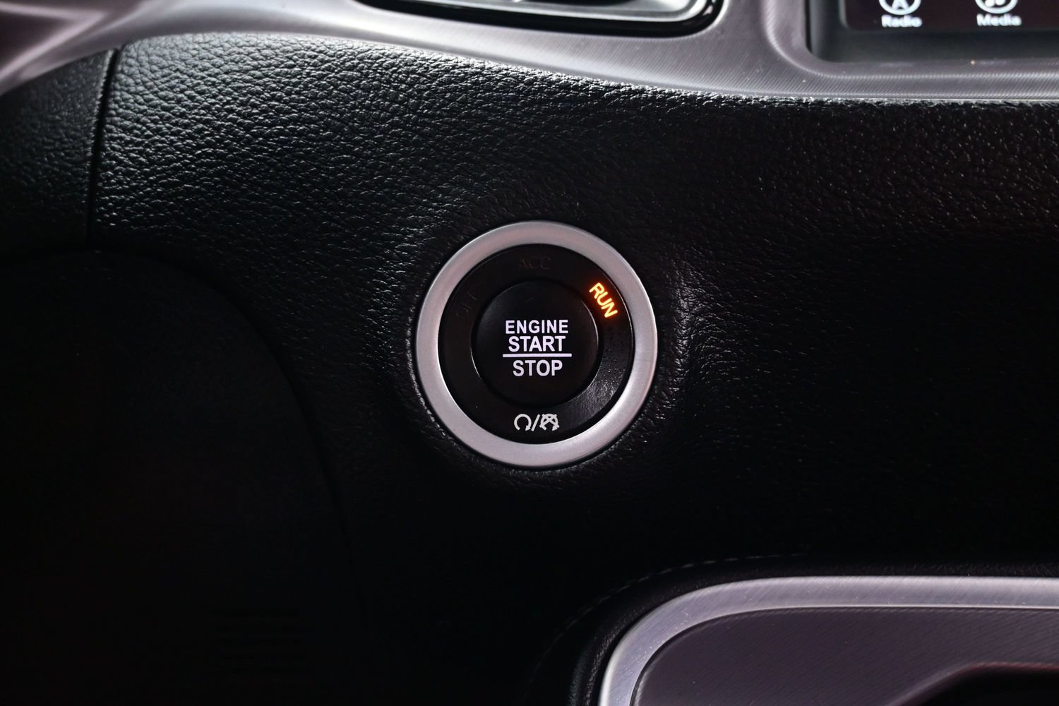 Used 2022 Dodge Challenger GT AWD/4WD image 20