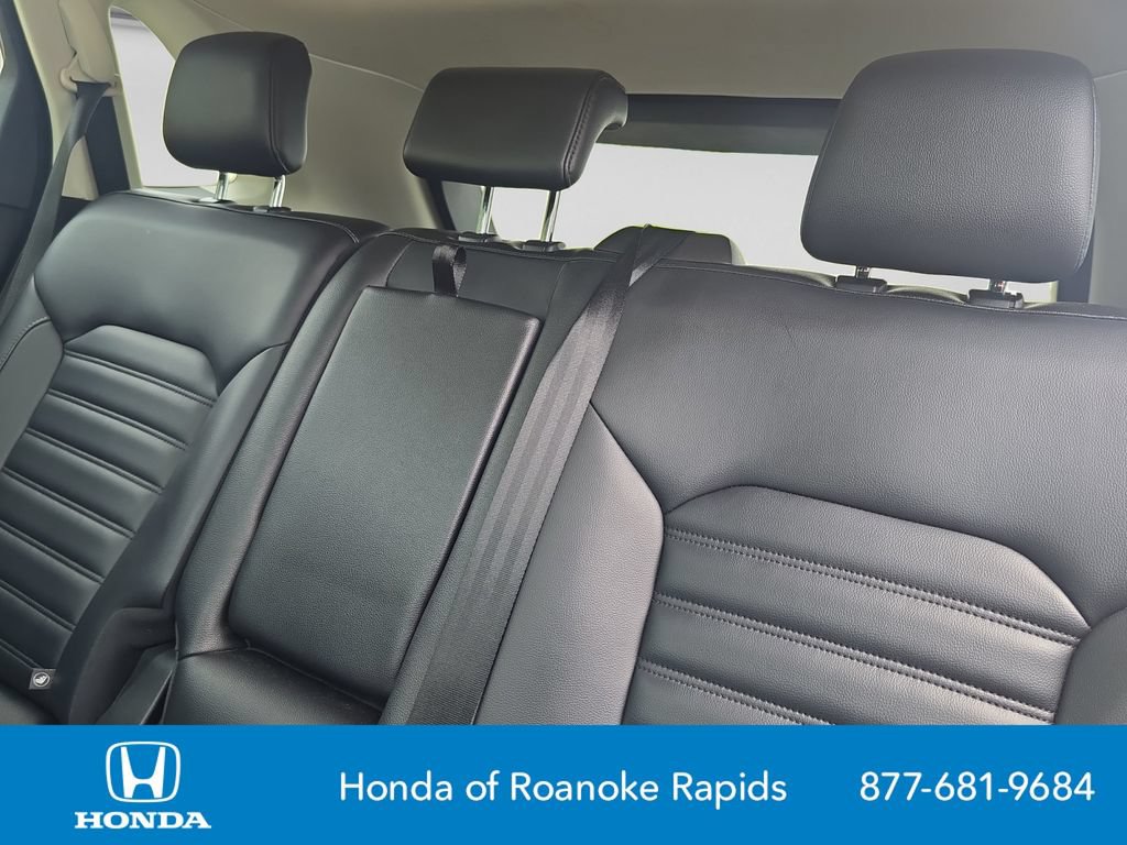 Used 2024 Ford Edge SEL AWD/4WD image 16