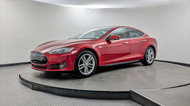 Used 2013 Tesla Model S Performance image 2
