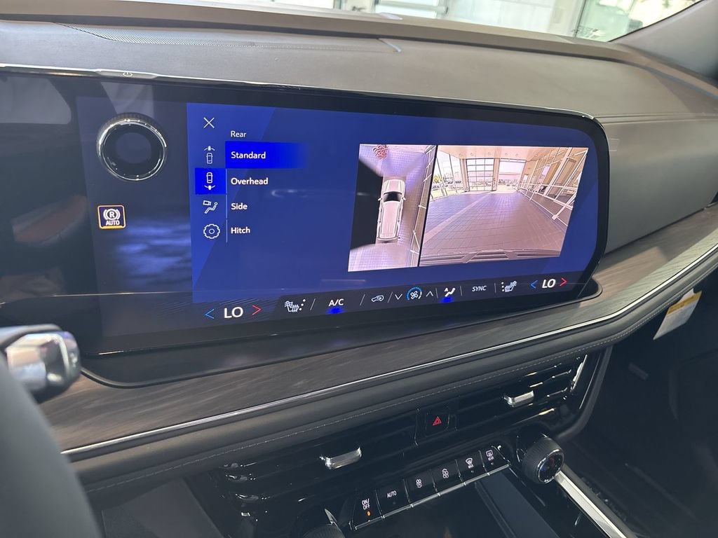 New 2026 Chevrolet Tahoe Z71 w/ Z71 Off-Road Package AWD/4WD image 18