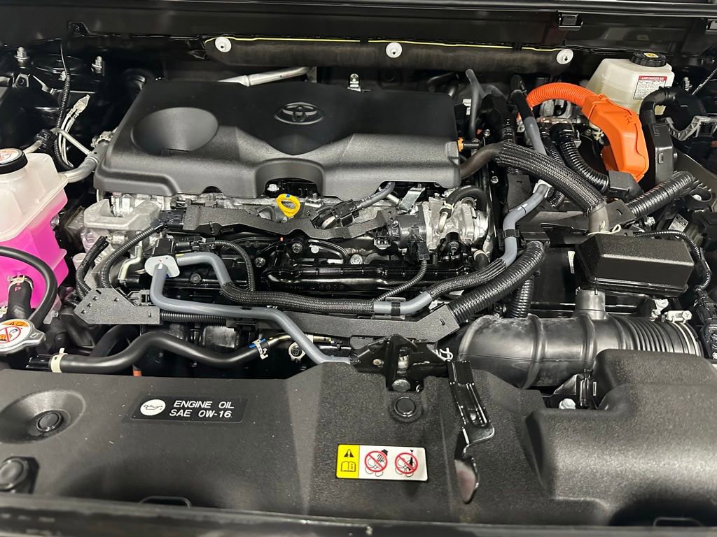 Used 2025 Toyota RAV4 LE AWD/4WD image 67