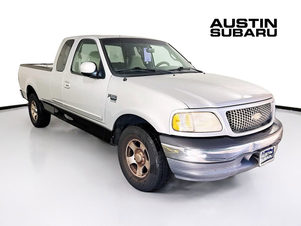Used 2001 Ford F150 Lariat RWD image 1
