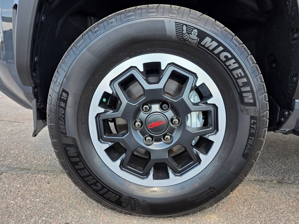 Used 2025 Toyota 4Runner TRD Off-Road image 34