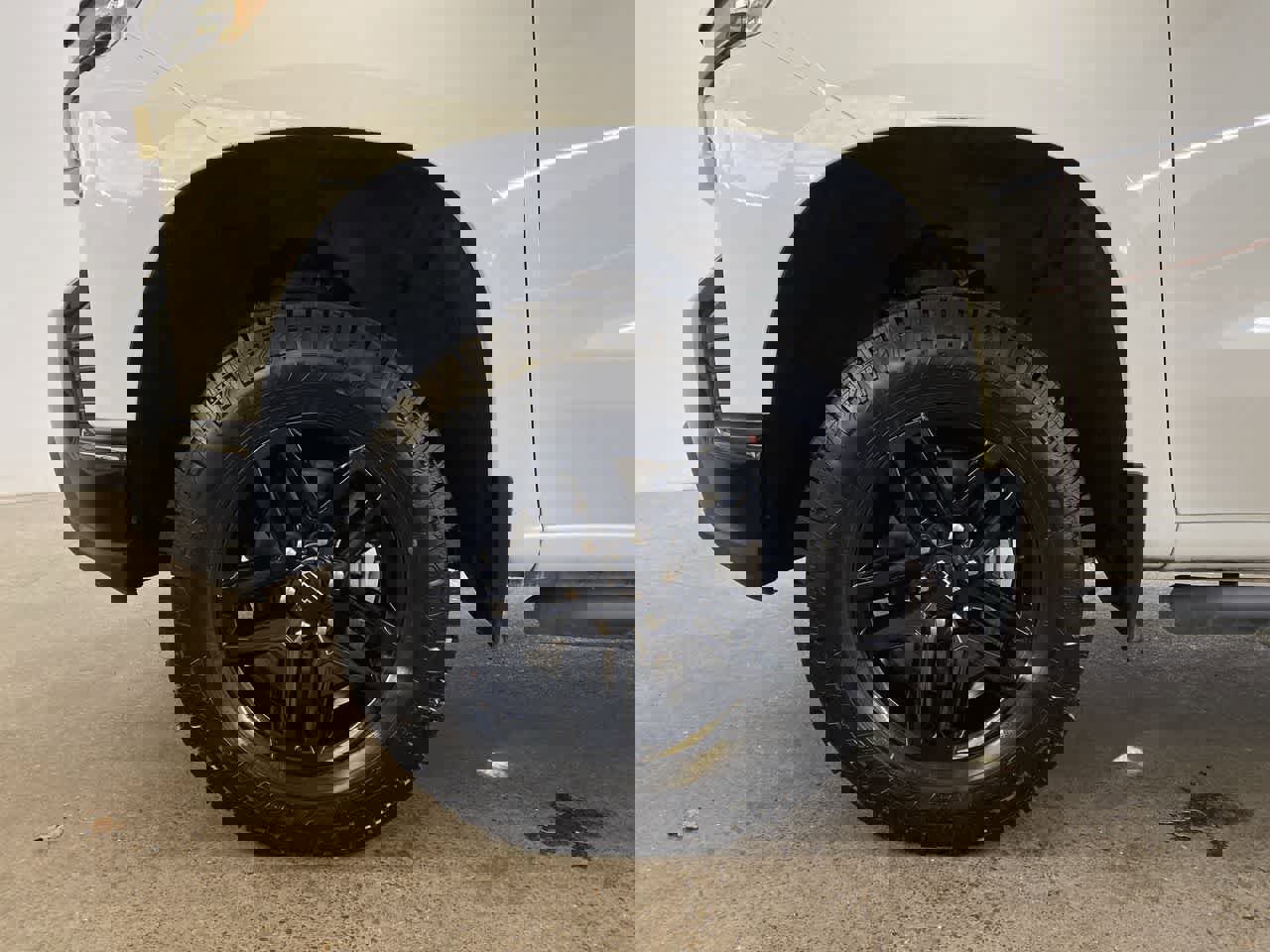 Used 2021 Chevrolet Silverado 1500 LT Trail Boss w/ Convenience Package II image 11