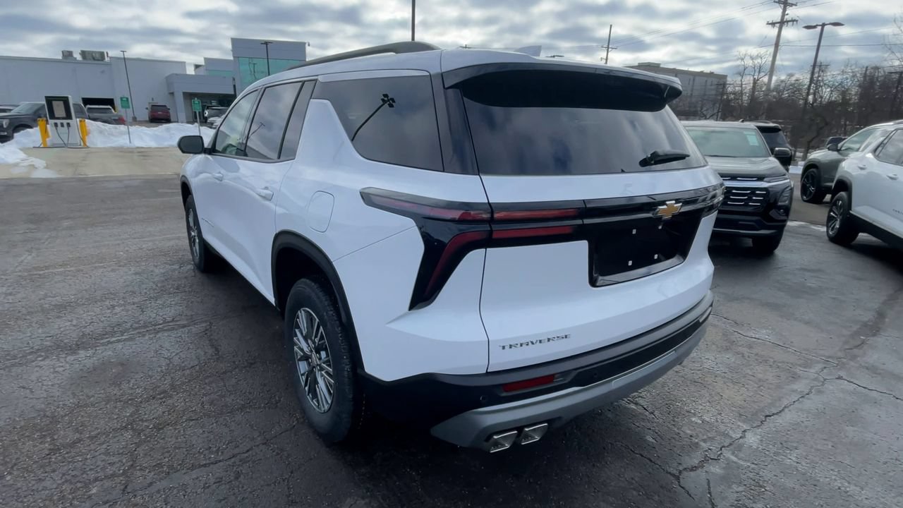 New 2026 Chevrolet Traverse LT w/ Driver Confidence Package FWD image 56