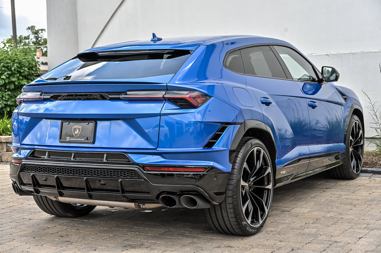 Used 2023 Lamborghini Urus S AWD/4WD image 13