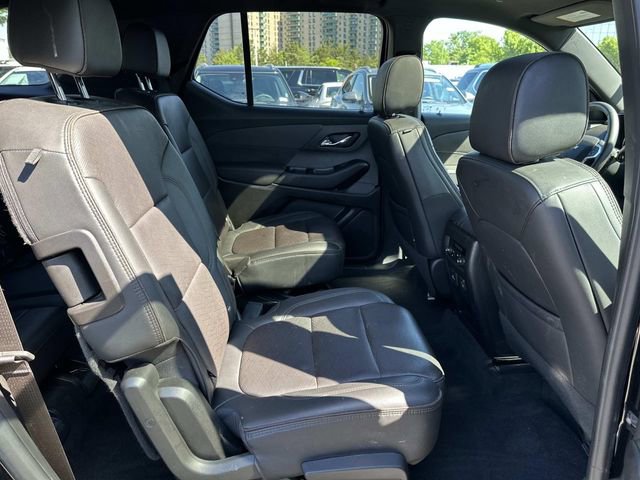 Used 2023 Chevrolet Traverse High Country AWD/4WD image 13