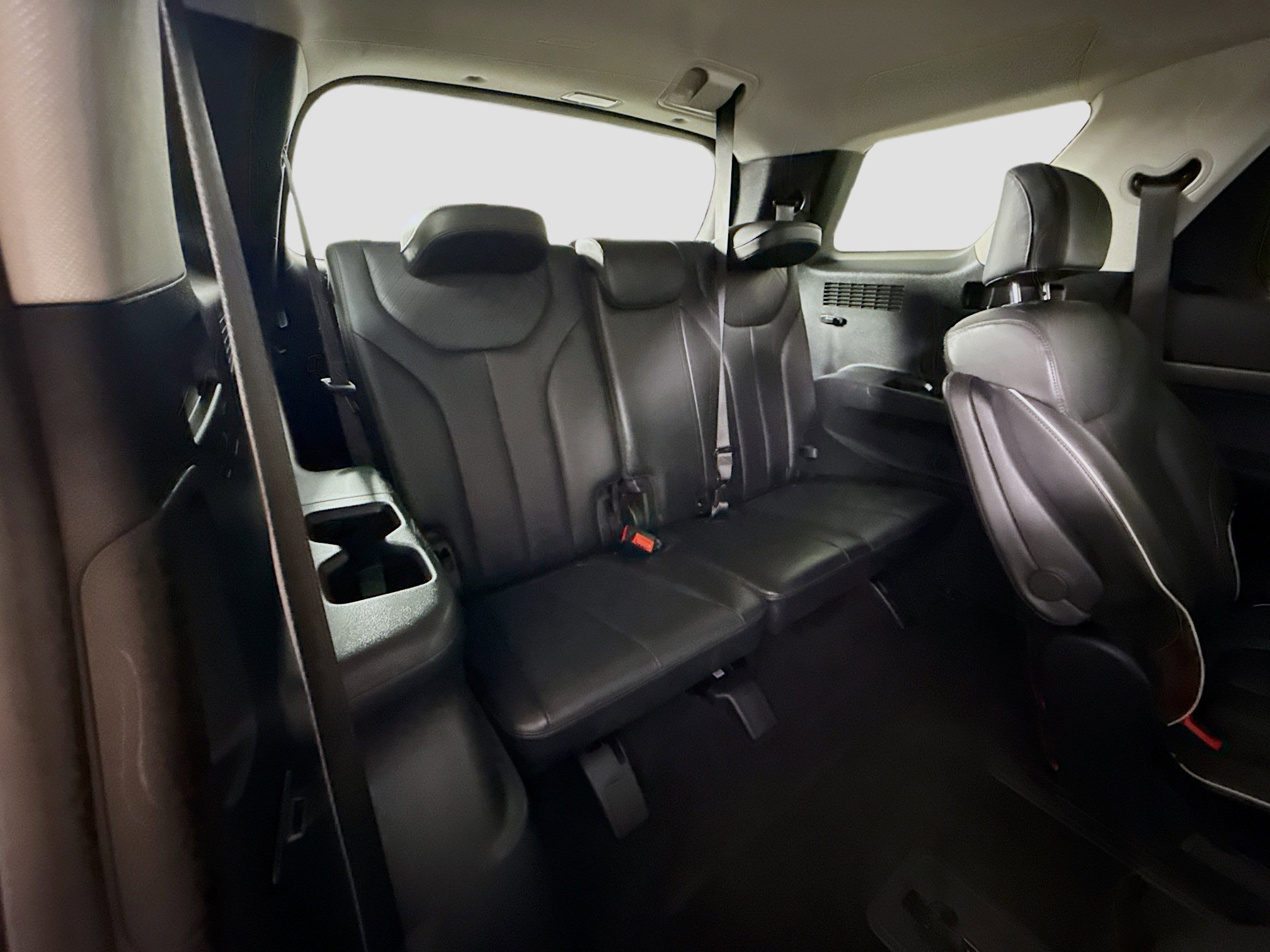 Used 2024 Hyundai Palisade SEL image 29