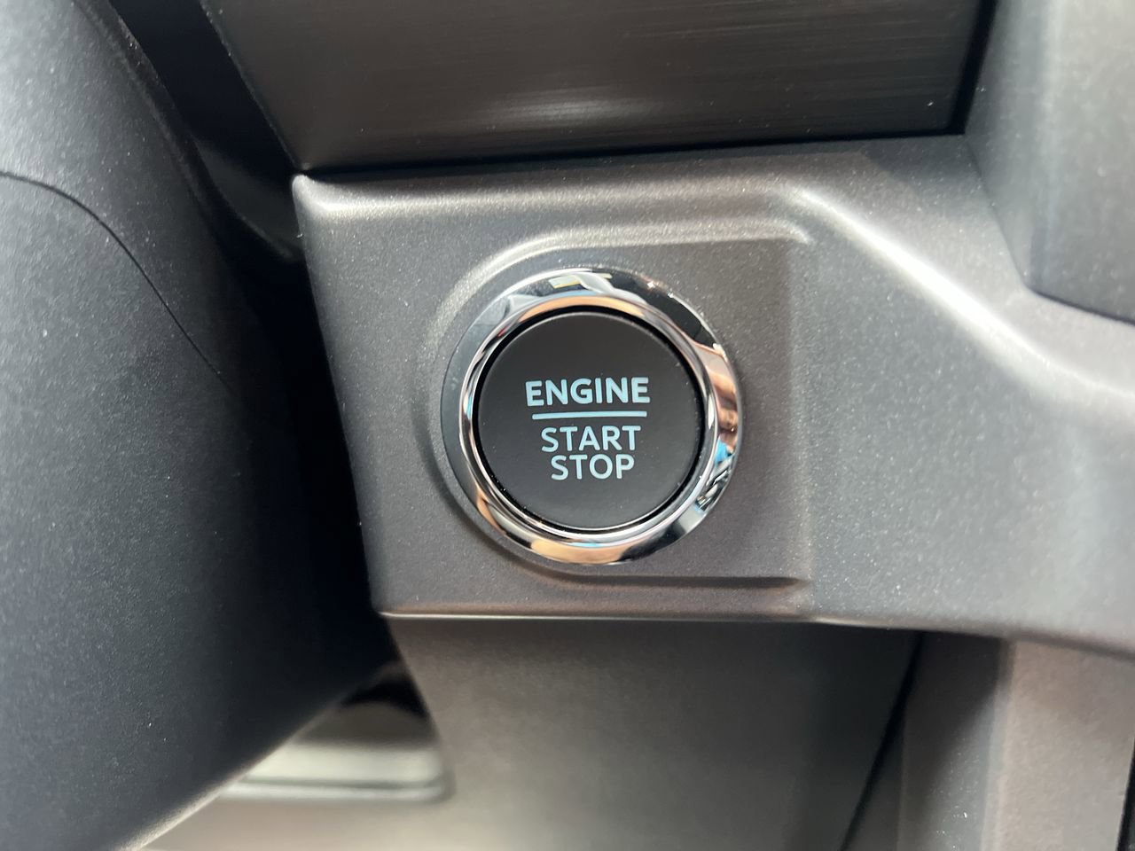 New 2025 Ford F150 XLT w/ Equipment Group 303A High image 34