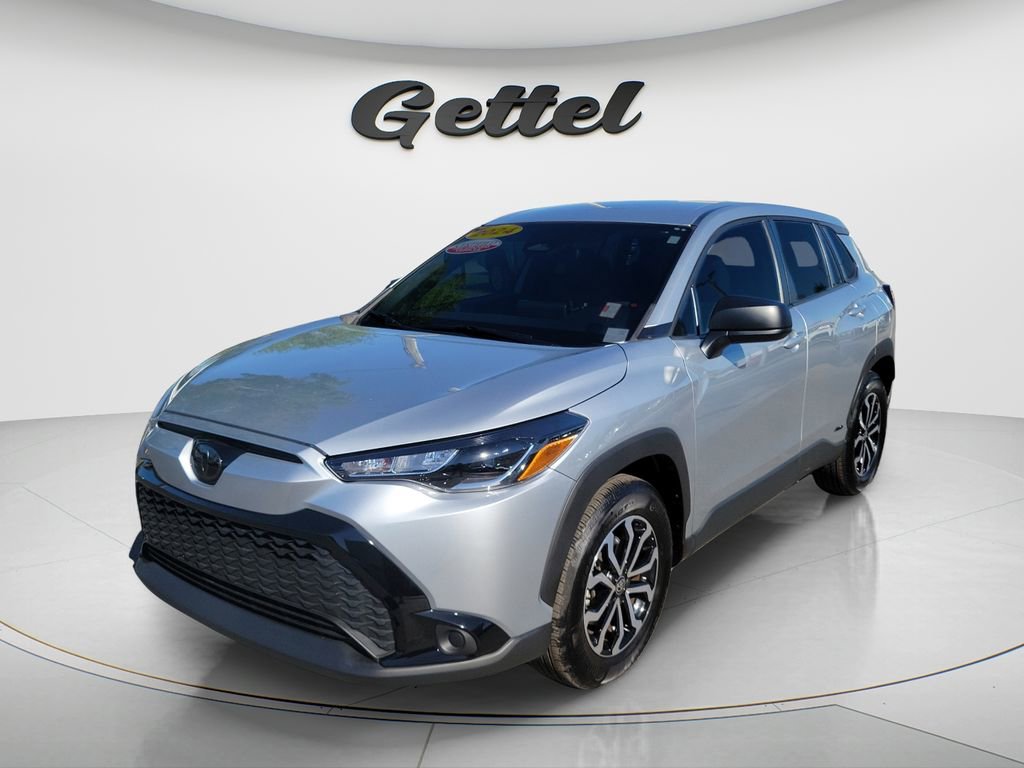 Used 2024 Toyota Corolla Cross S AWD/4WD image 9
