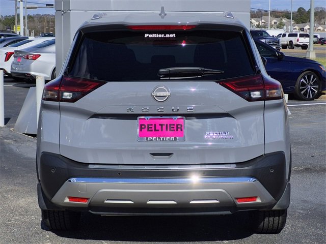 Used 2023 Nissan Rogue Platinum w/ Platinum Premium Package image 5