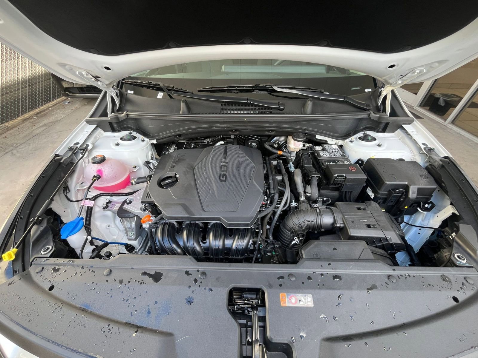 Used 2025 Kia Sportage LX image 32