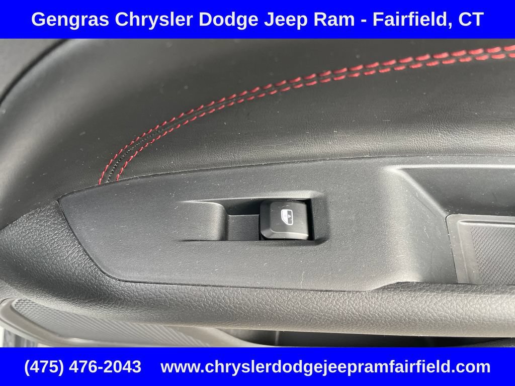 Certified 2025 Jeep Compass Trailhawk w/ Sun & Sound Group AWD/4WD image 25